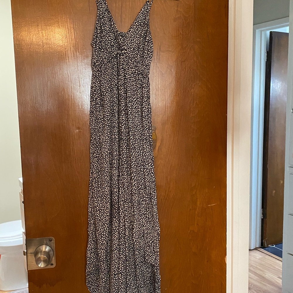 Billabong Black and White Women's floral Dress